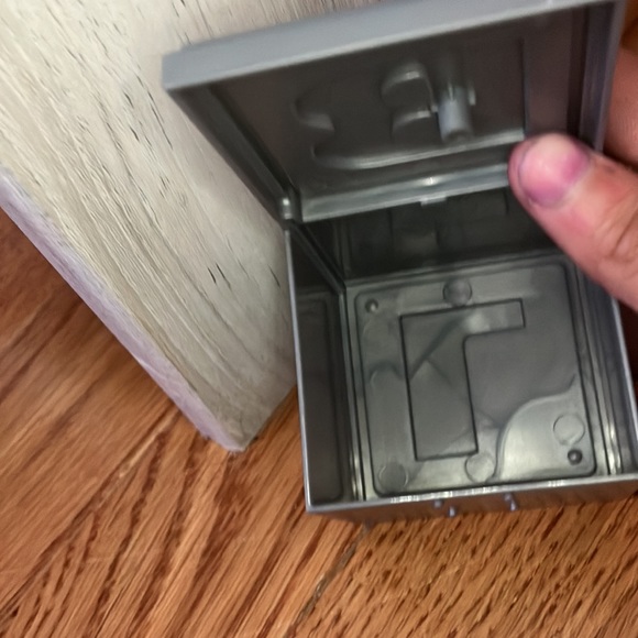 Roblox zombie officer - Picture 3 of 3